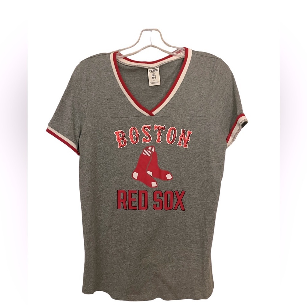 Pink by Victoria Secret Boston Red Sox V-Neck Tshirt size Medium